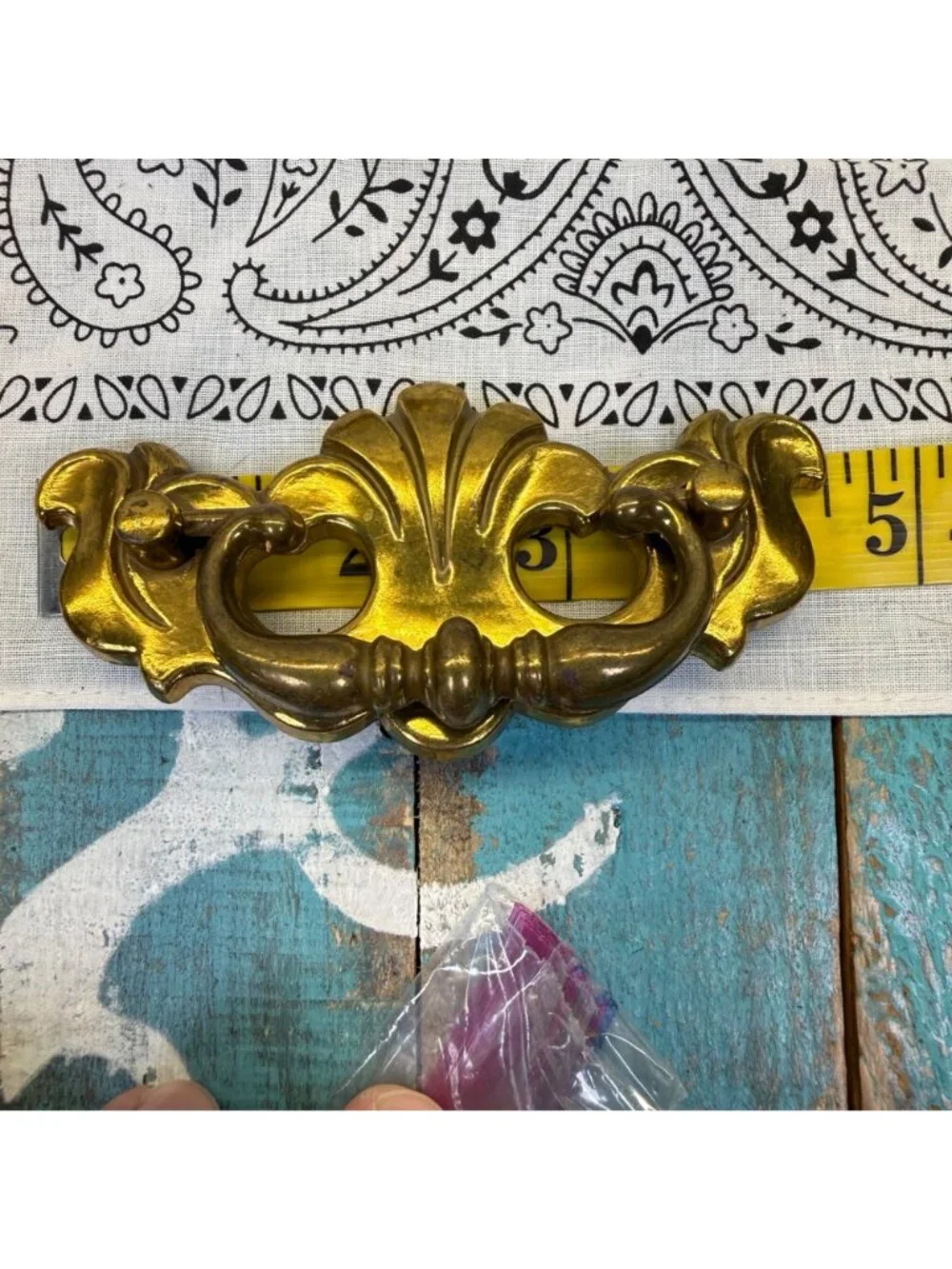 VTG Canada Chippendale-style brass batwing drawer pulls 11 Pieces CP3047